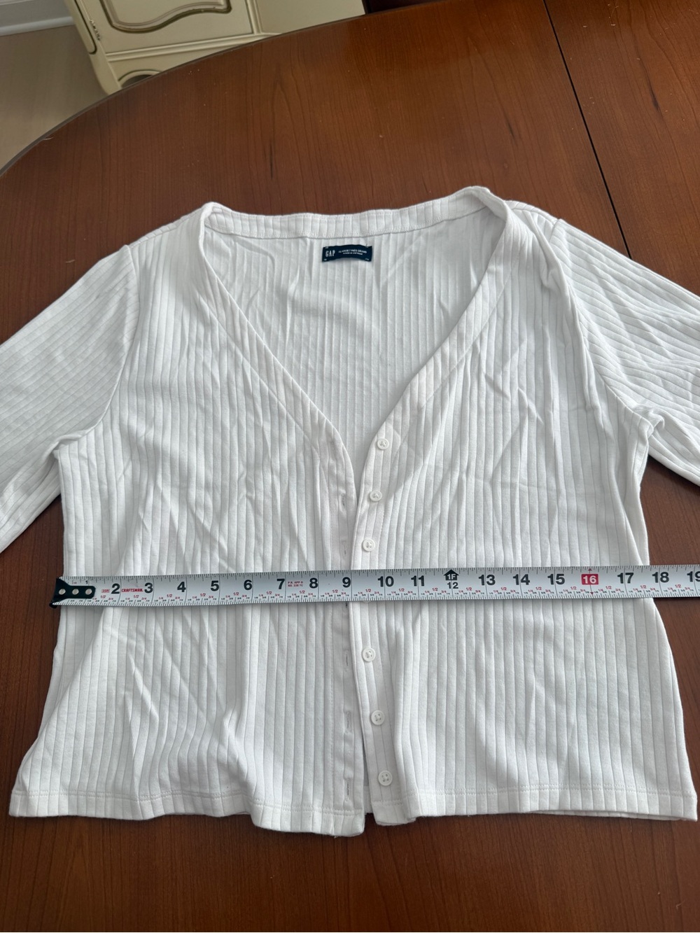 GAP White Ribbed Button-Front Short Sleeve Top - Picture 3 of 4